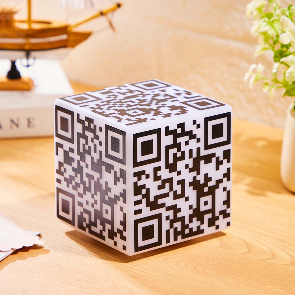QR Cube Acrylic QR Lamp